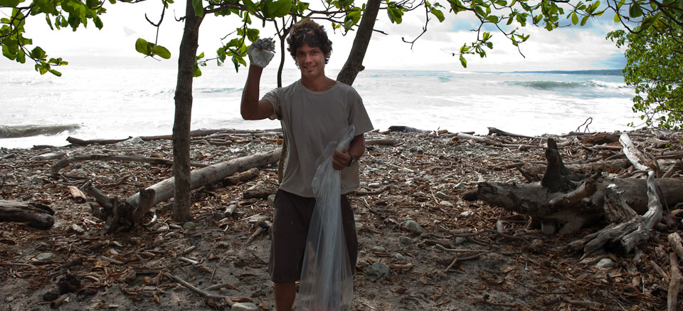 Gerardo beach cleaning 2